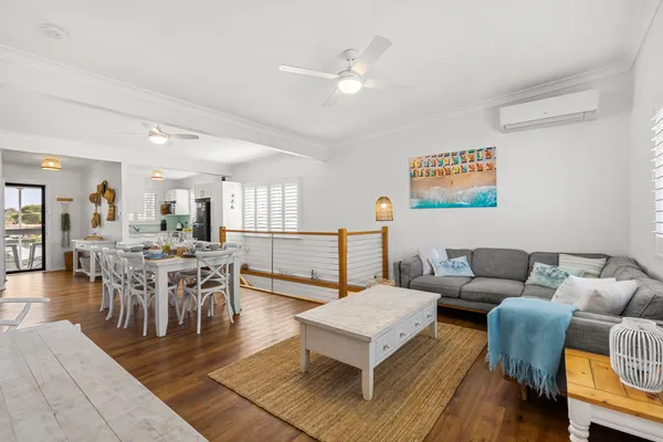 Just Beachy – Pet Friendly – 4 Mins Walk to Beach