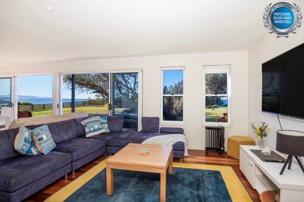 Amazing beachfront at your doorstep, Easy access to an amazing surf beach for surfing