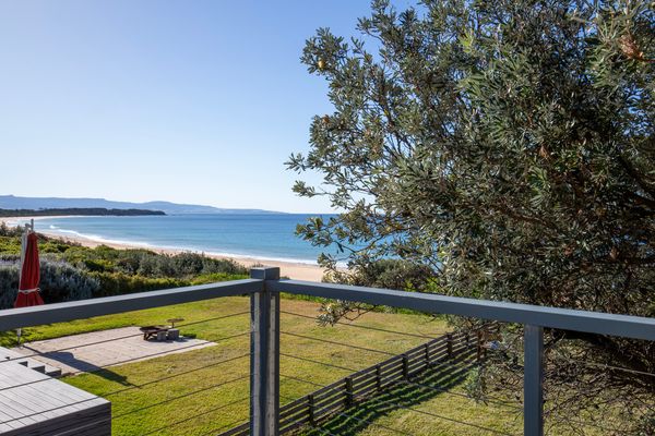 Amazing beachfront at your doorstep, Easy access to an amazing surf beach for surfing
