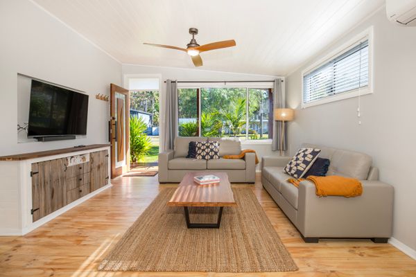The Anchor – Pet Friendly – 5 Mins Walk to Beach – EV Charging