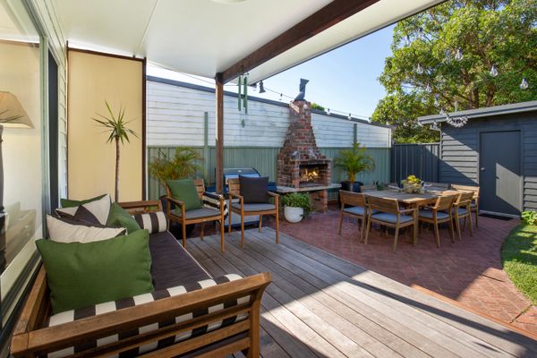 Easy access to an amazing surf beach for surfing, Amazing beach only a few minutes walk away