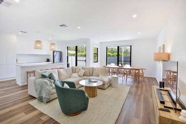Kirkland – Pet Friendly – 5 Mins Walk to Beach