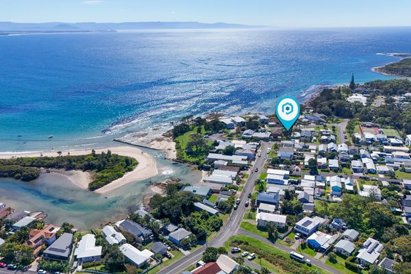 Seahaven – Pet Friendly with Ocean Views- 2 Mins to Beach