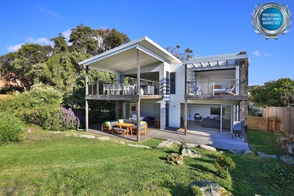 Oceanside – Pet Friendly Absolute Beachfront