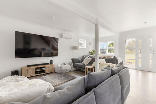 Villa Maris – Pet Friendly with Spa & Fire Pit