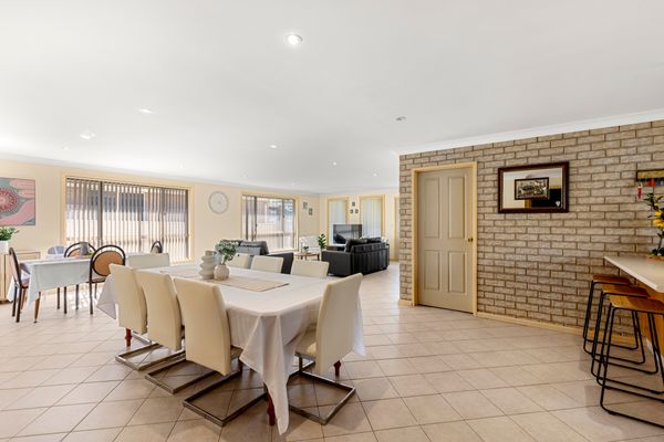 The Verge Beach House – Pet Friendly – 2 Mins Walk to Beach