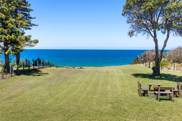 Amazing beach at your doorstep, Easy access to an amazing surf beach for surfing