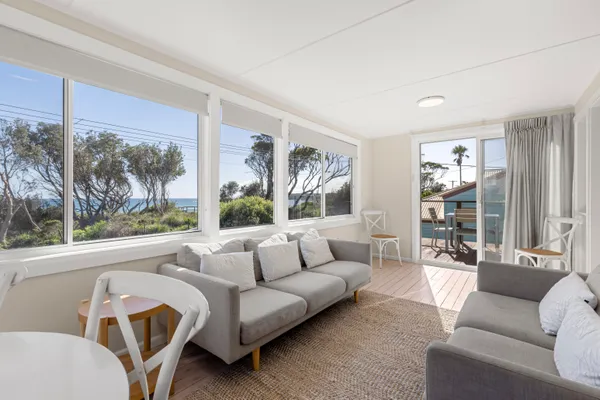 Beachhouse Currarong – Pet Friendly Beachfront