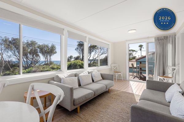 Beachhouse Currarong – Pet Friendly Beachfront