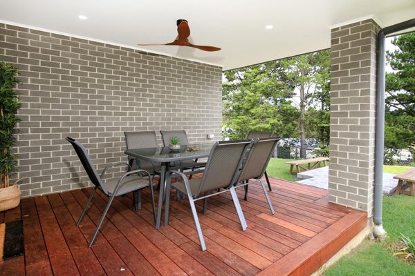 Rockwall – Pet-Friendly – Fire Pit