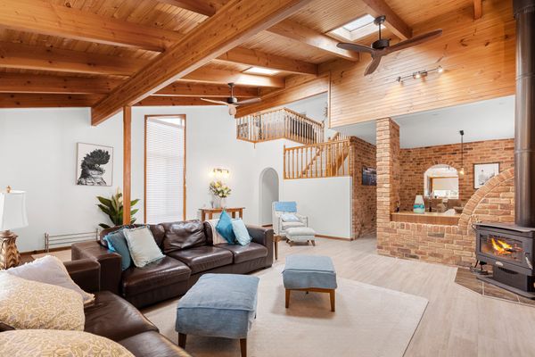 Lumina – Fireplace – 3 Mins Walk to Beach