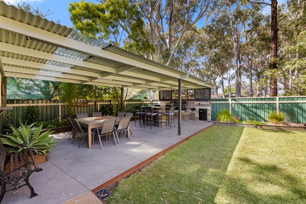 Dolphin Cove – Pet Friendly with Fireplace