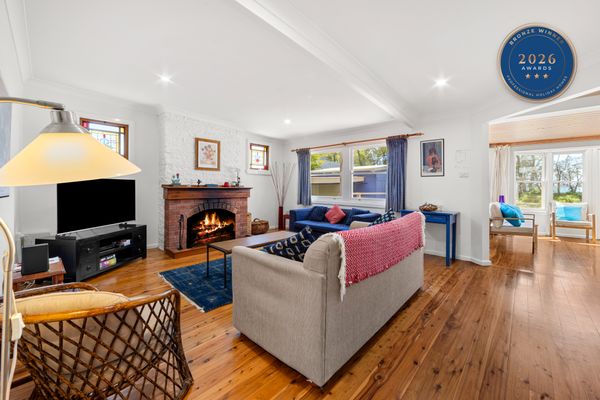 Banksia Cottage – Pet Friendly Waterfront