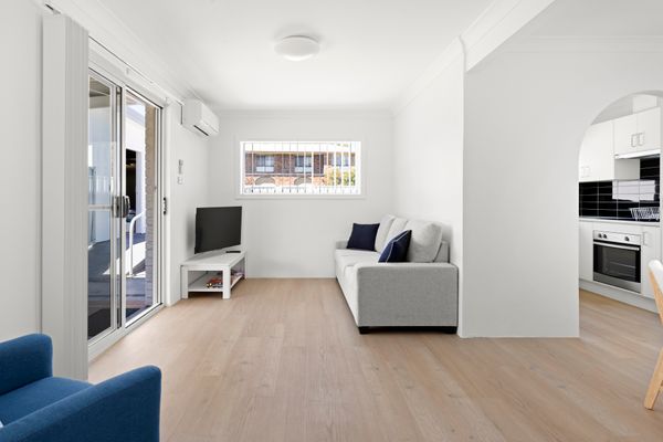 Villa Burra – Pet Friendly – 5 Mins Walk to the Beach