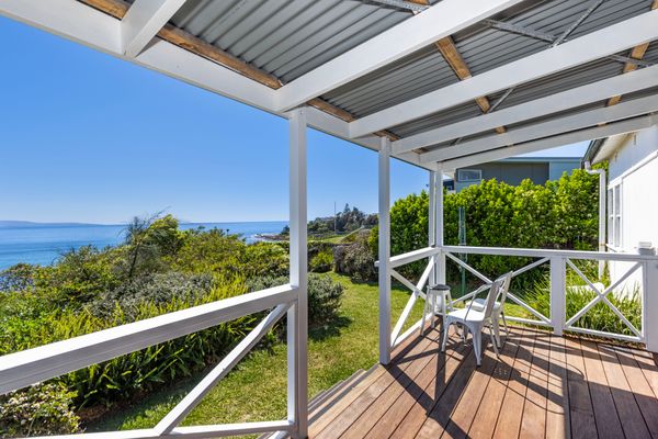 Moon Gate at Culburra – Pet Friendly Absolute Beachfront