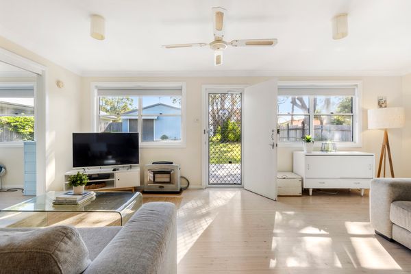 Beauts – Pet Friendly – 5 Mins Walk to Beach