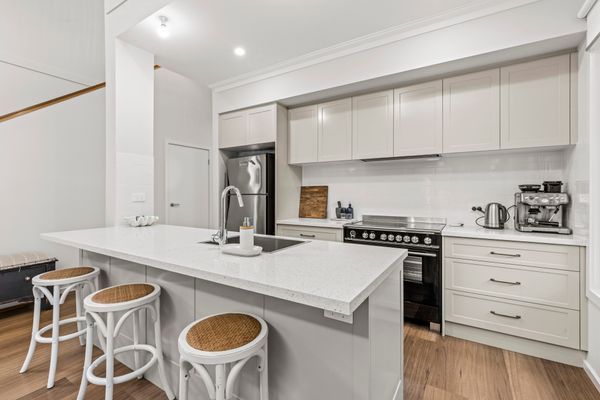 Sea House – Pet Friendly – 5 Mins Walk to Beach