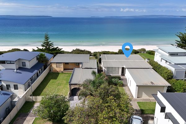 Azure Absolute Beachfront – Pet Friendly with Stunning Views