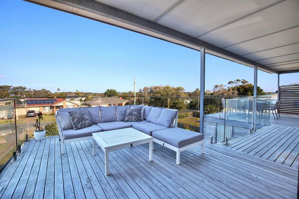 Luxurious interiors and design, Amazing beach only a few minutes walk away, Easy access to an amazing surf beach for surfing