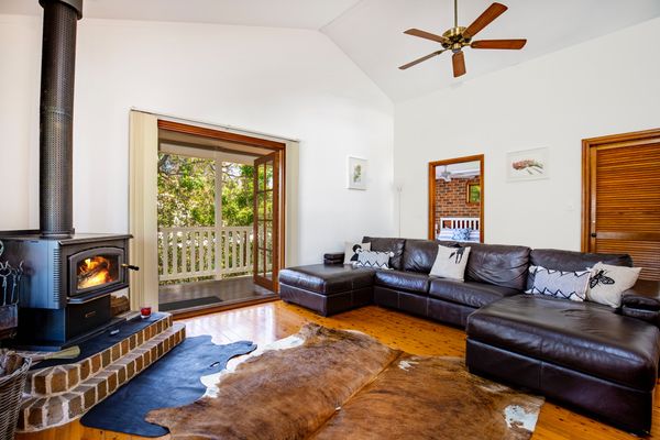 Eagles Point – Water Views – Pet Friendly
