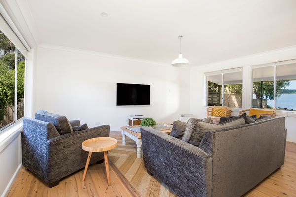 Curleys Outlook – Pet Friendly Waterfront