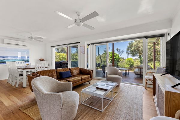 Surfspray – Pet Friendly – Absolute Beachfront