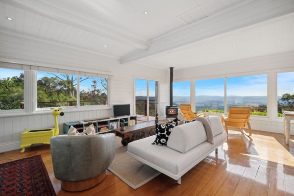 Cooee Cottage  Spectacular Views Blackheath
