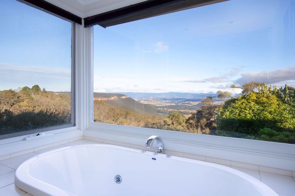 Cooee Cottage  Spectacular Views Blackheath