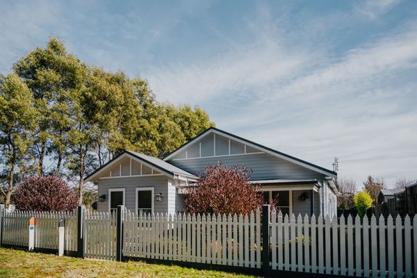 Cow Bell Cottage