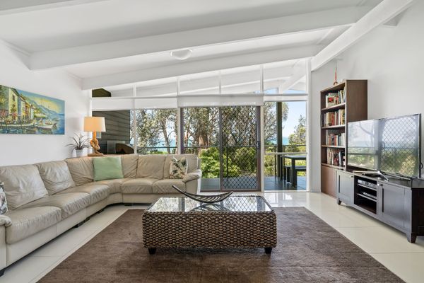 Sabia Beach House Vincentia – Family Fun – Beachfront