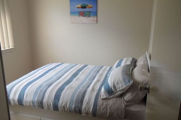 Little Sanctuary  Your Perfect Getaway, A Short Stroll to Palm Beach