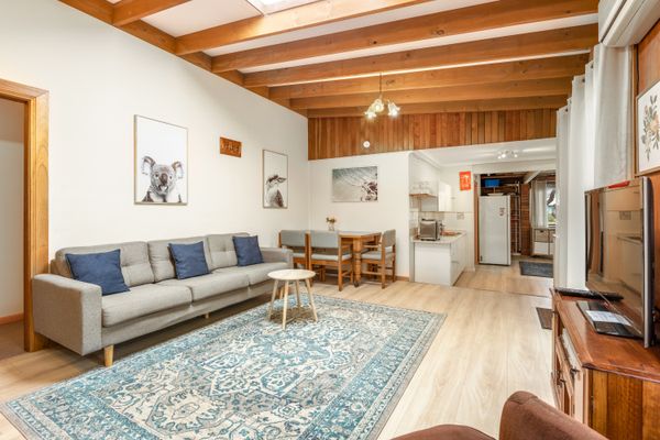Husky Hangout – Close to everything – Pet Friendly