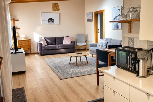 Husky Hangout – Close to everything – Pet Friendly