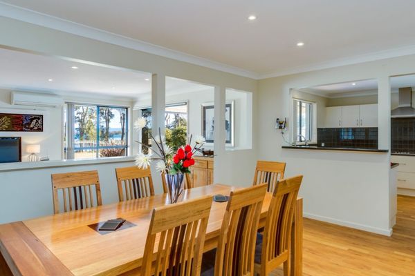 Peaceful Waterfront, wheelchair accessible – Stunning Location for Family Holiday