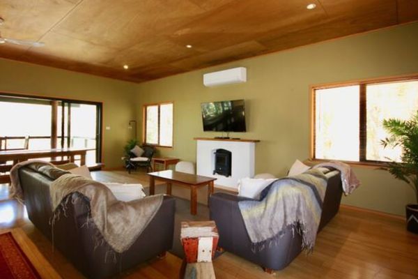 Waterfront Hideway – Sanctuary Point – The Ultimate Spot to Relax