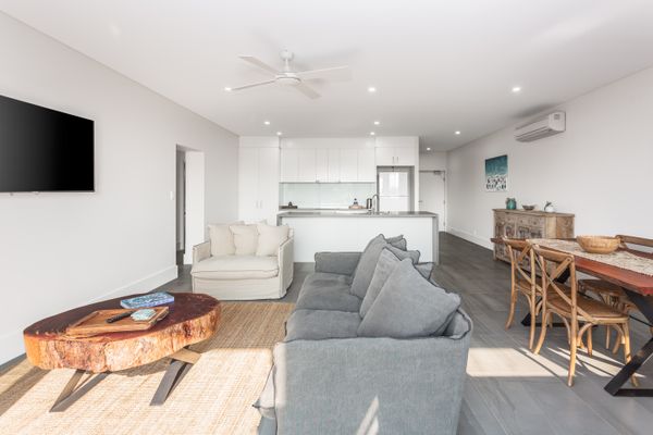 Ishtar Apartment 10- Water Views