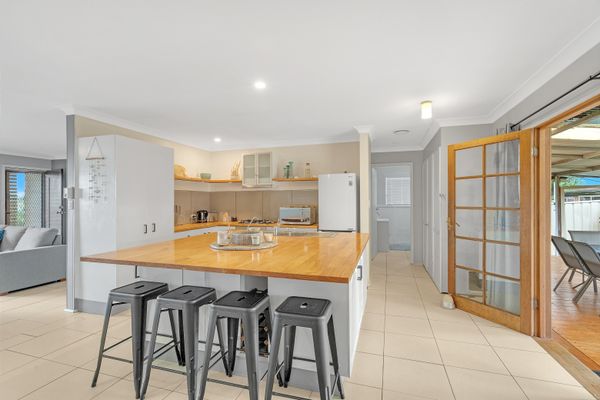 Sanctuary Coastal Cottage – Peaceful Pet-Friendly Getaway by the Basin