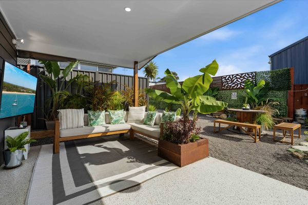 Pool Side Point Oasis – Plunge Pool