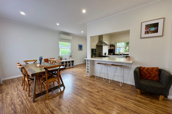 Dusky Whaler – Pet Friendly