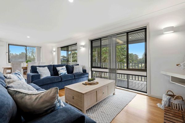 Berry Beach House – Spacious Dual Living Retreat in Vincentia
