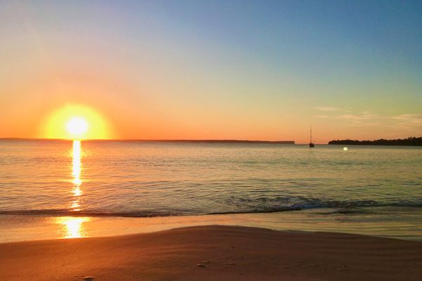 Barefoot on Collingwood  by Book Jervis Bay– Your Beachside Escape in Vincentia