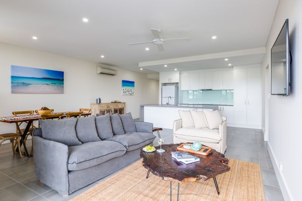 Ishtar Apartment 4- Best Water Views