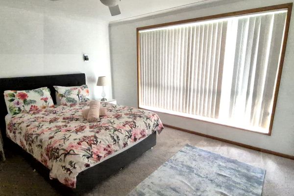 Coastal Getaway – Free WIFI, linen & GAMES ROOM