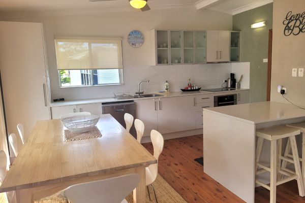 Del Mare Vincentia – 2 Bedroom Unit only 200m from the beach!