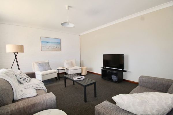 Duncan by the beach – Family holiday home in great location!