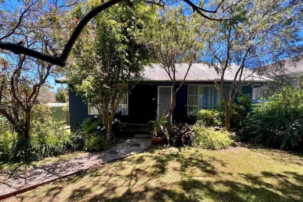 Kookaburra Dreaming by Book Jervis Bay – Only 400m from the beach