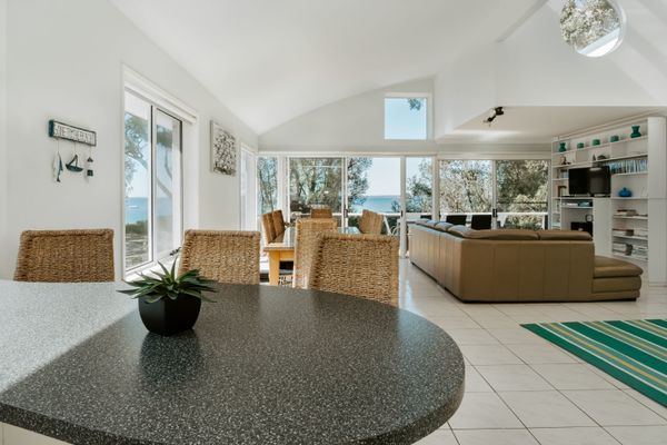 Mana Magic – Beach Access on your Doorstep!