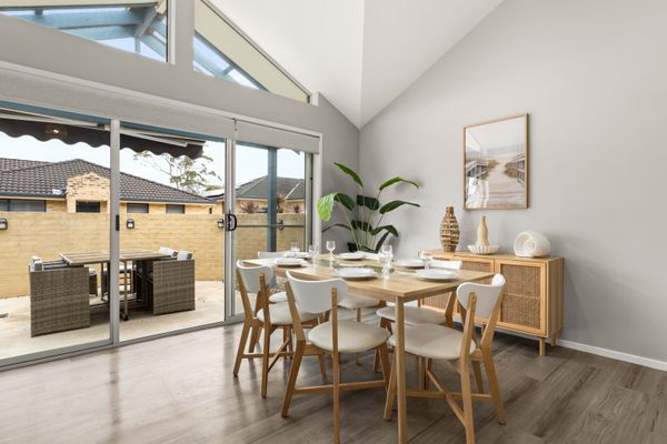 Dun1/128 – Sandy Toes by Experience Jervis Bay