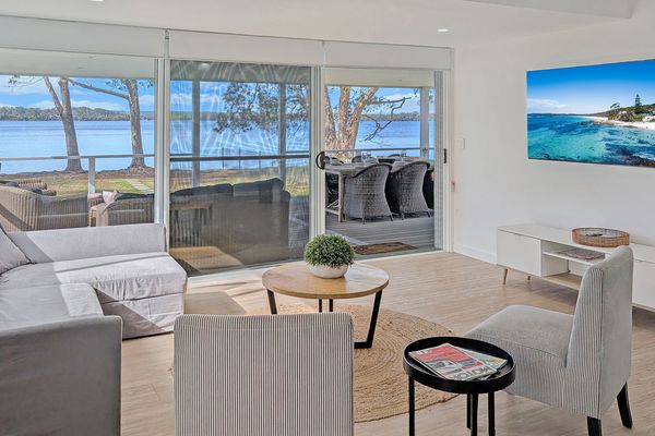 Isl12 – Billyz Basin by Experience Jervis Bay