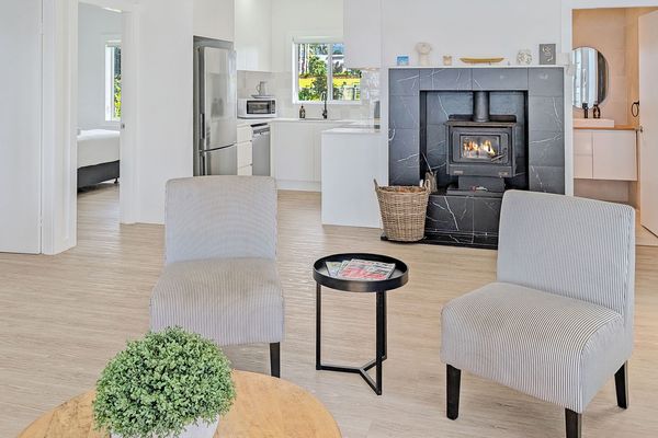 Isl12 – Billyz Basin by Experience Jervis Bay